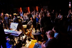 crowdshot1