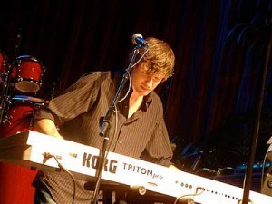 Jamie Hosmer: Keyboards Jamie Hosmer: Keyboards (photo by Bobby Gladd) - click for enlarged view
